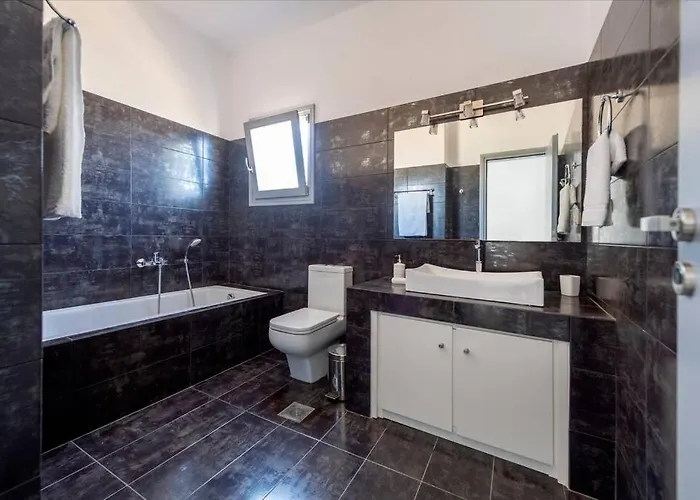 Petra By Rocks Estates *