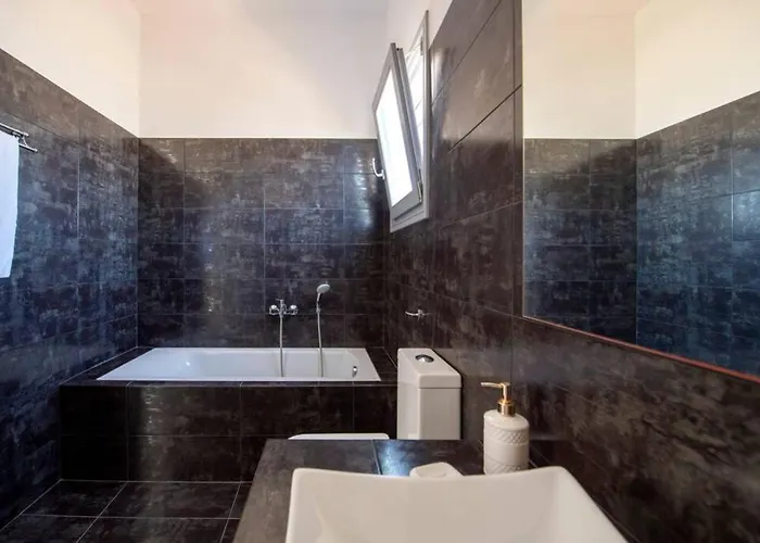 Petra By Rocks Estates *